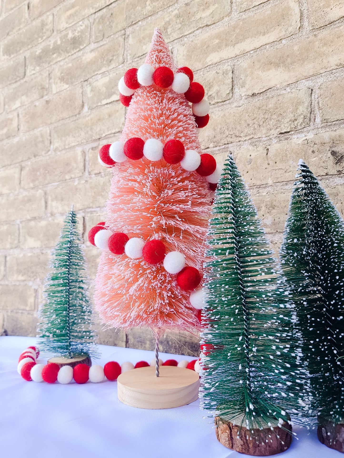 Red & White Wool Ball Garland