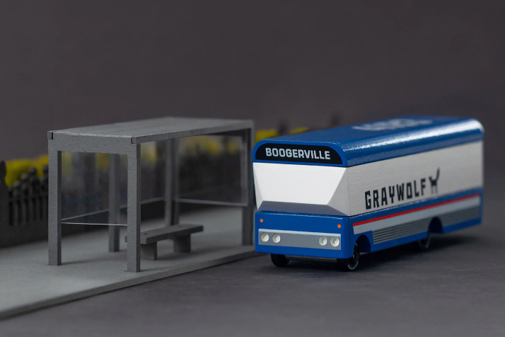 Graywolf Bus
