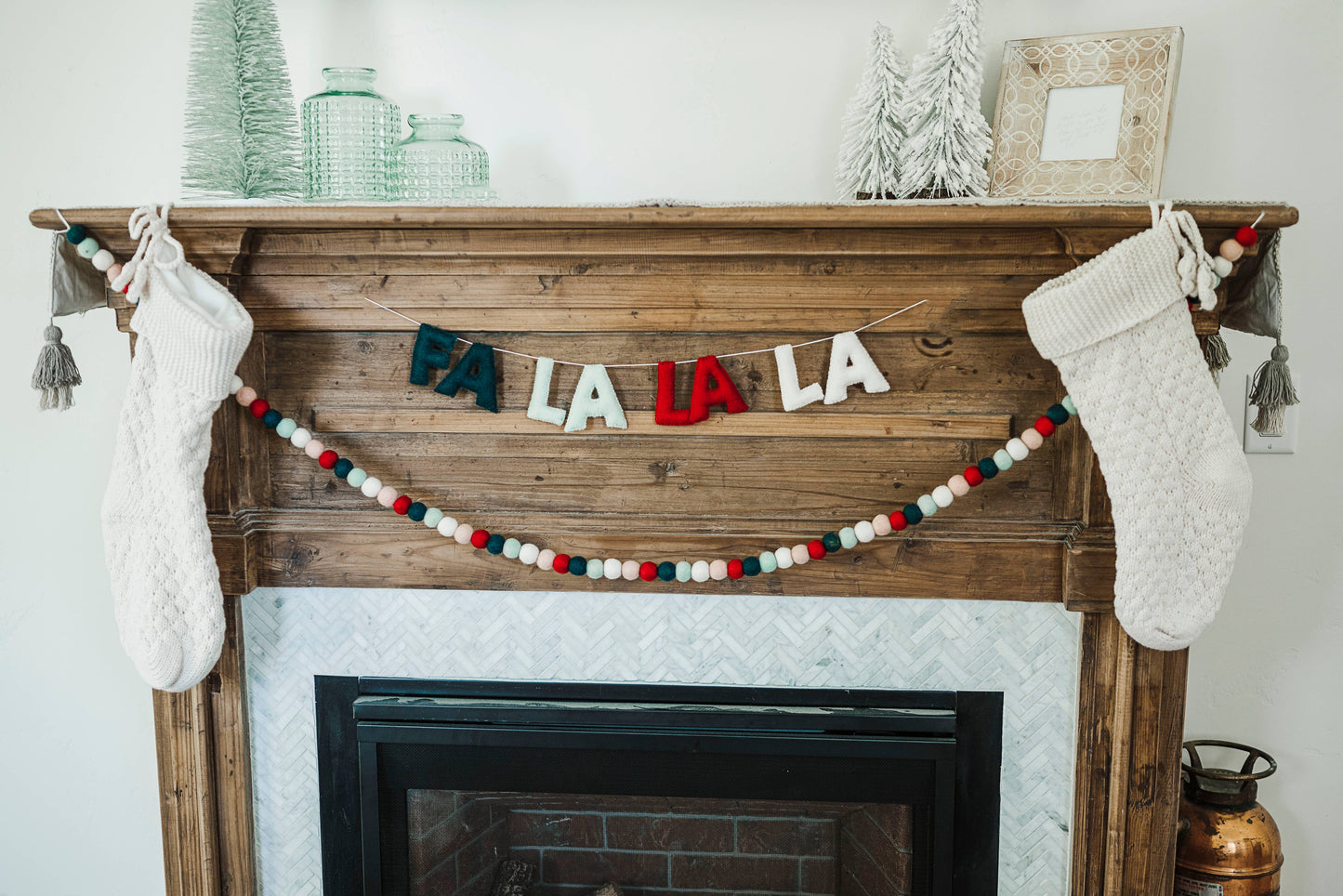 Falalalala Wool Ball Garland: 1 pack